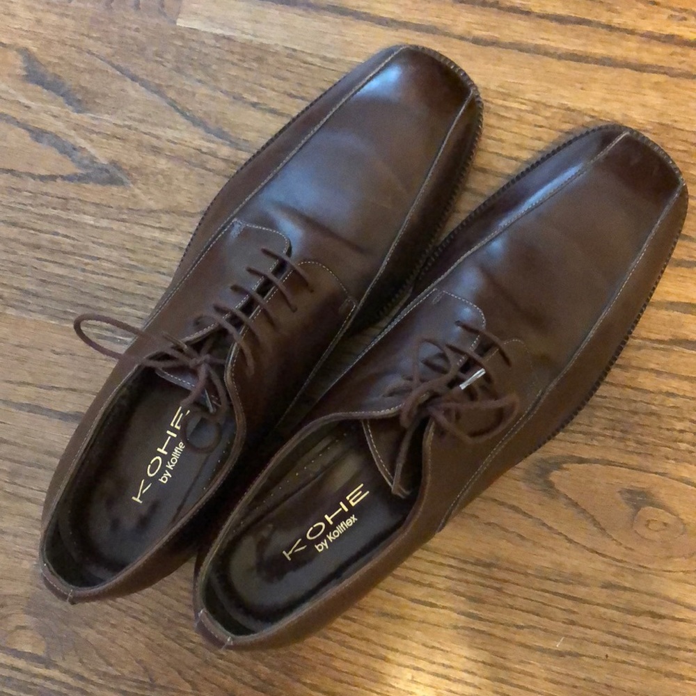 EUC Brown Leather Dress Shoes